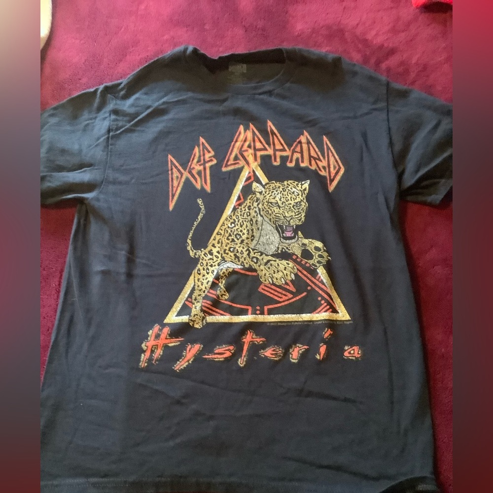 Def Leppard tee